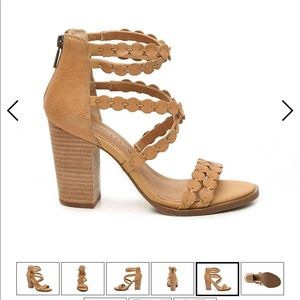 Lucky Brand LP Lameer block heel sandals